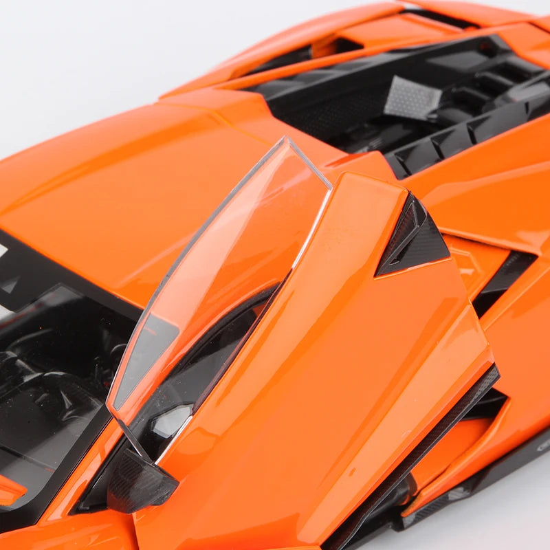 Maisto 1:18 Lamborghini Revuelto Car Model Hybrid SuperCar Die Cast Vehicles Toys Diecast Voiture Gift Collection