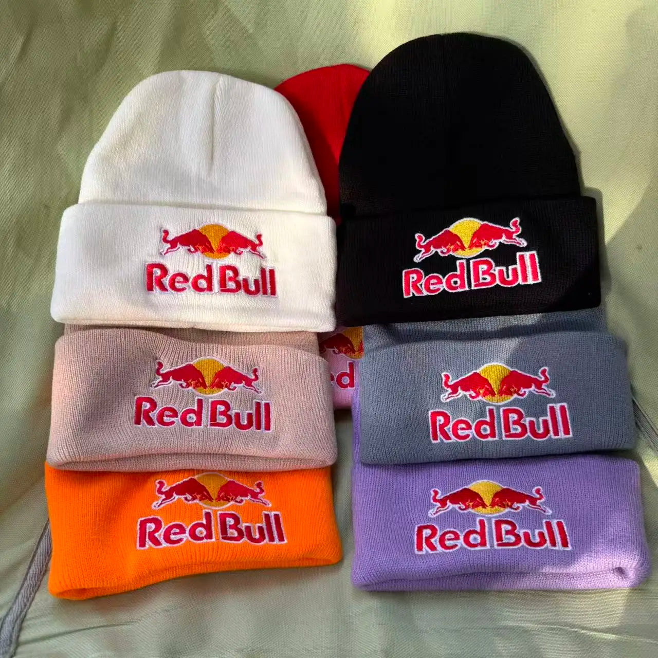 Nuevo Gorro de punto Red Bull para esquí al aire libre, gorro cálido con protección contra el frío y gorro Red Bull grueso para hombres y mujeres