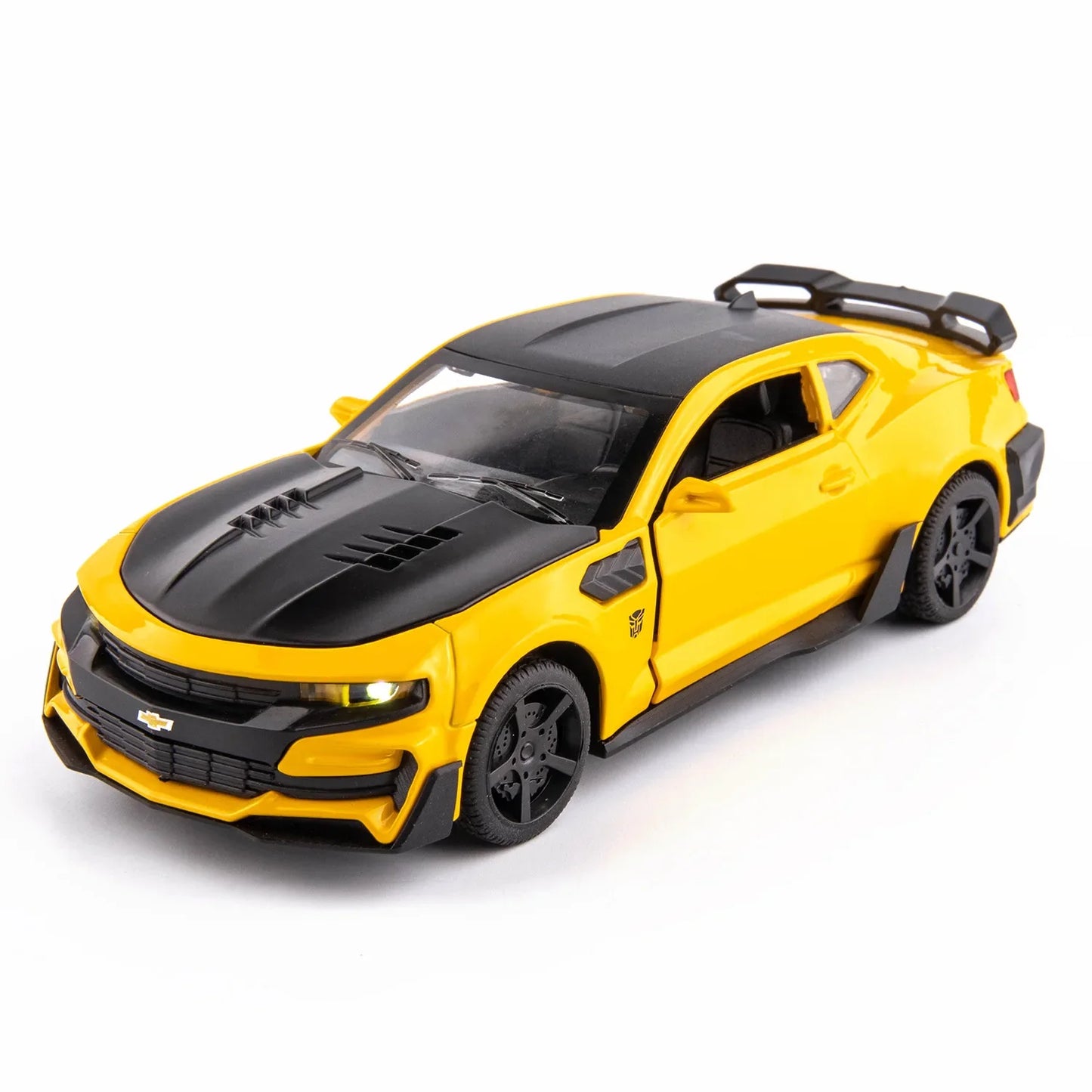 Escala 1/32 Camaro juguetes modelo de coche aleación de Metal fundido a presión con 4 puertas abierta sonido luz extraíble vehículo para niño colección de regalos