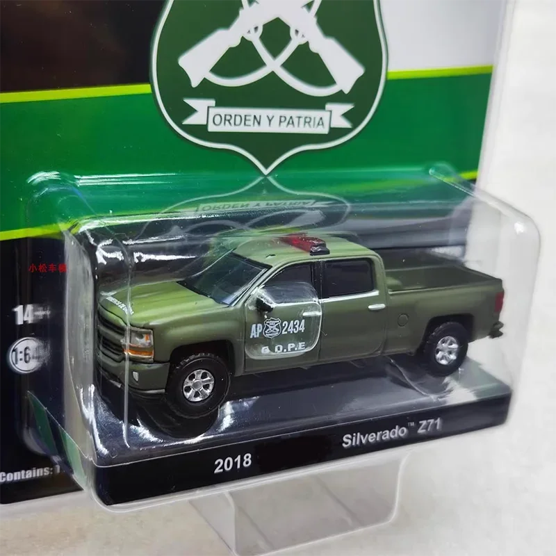 Greenlight Diecast escala 1:64 Chilean's 2018 Silverado Z71 coche de simulación de aleación modelo colección clásica juguete de exhibición