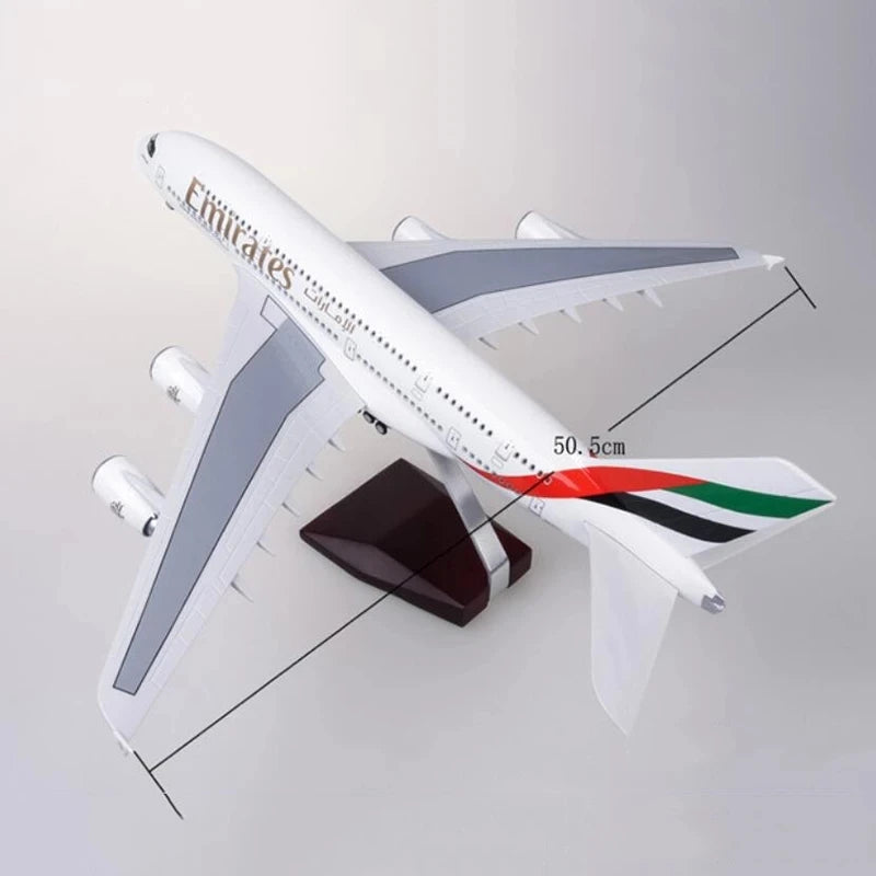 Avión de juguete de resina, modelo de 47cm, 380, modelo de avión de los Emirates Airways, escala 1/160, luz fundida a presión con tren de aterrizaje