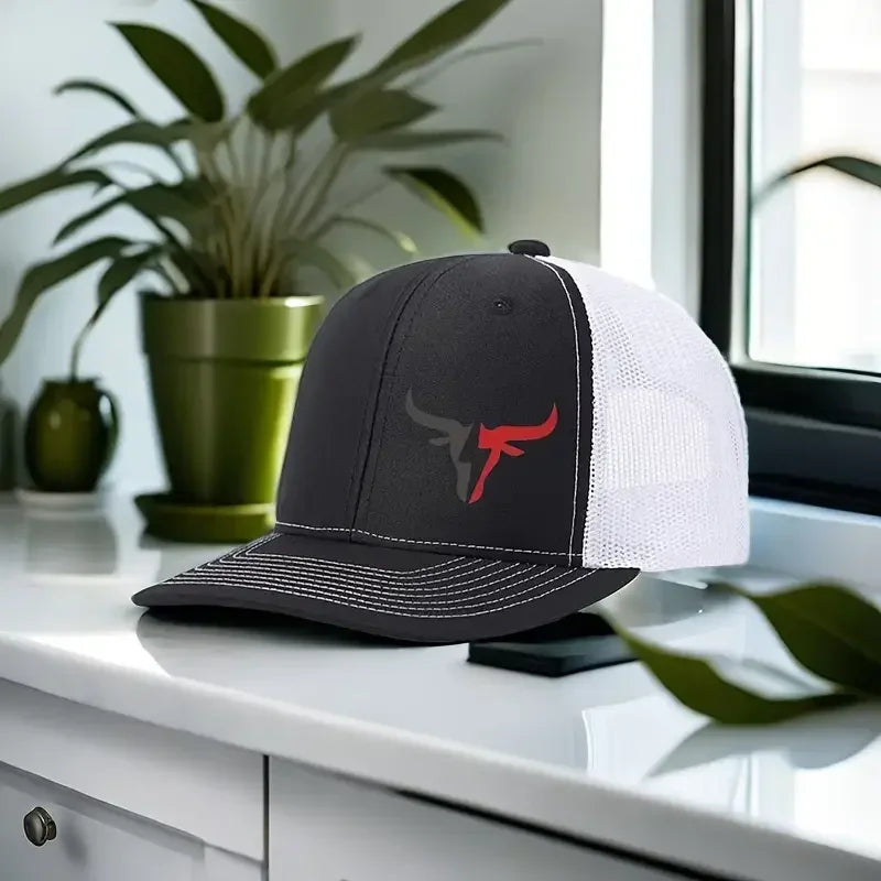 Gorra de béisbol con estampado de cabeza de toro: respaldo de malla ajustable, poliéster ligero para deportes y pesca al aire libre