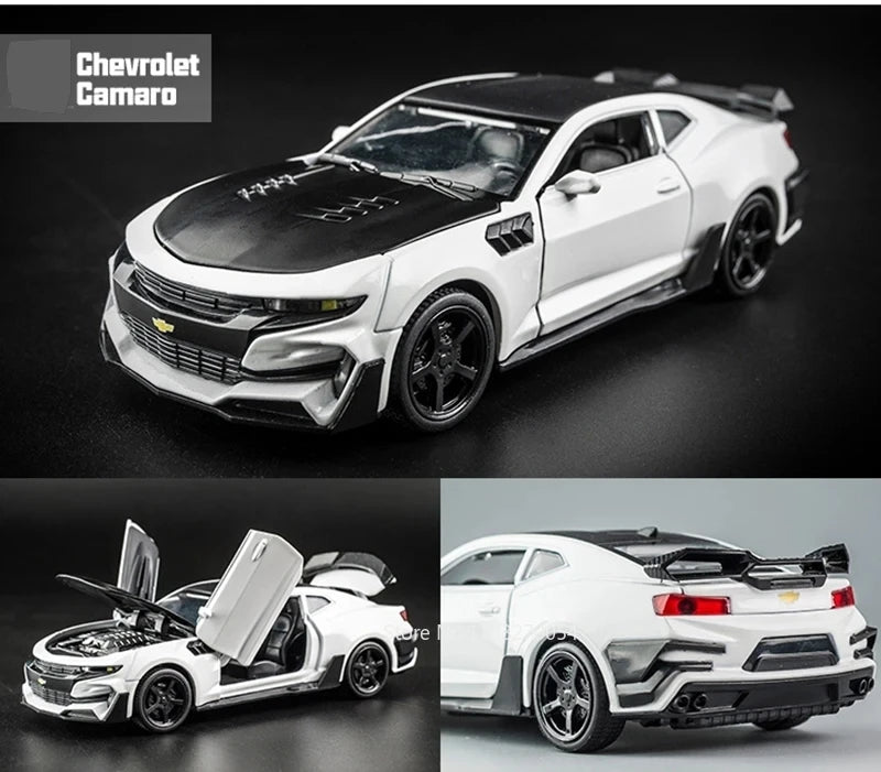 Escala 1/32 Camaro juguetes modelo de coche aleación de Metal fundido a presión con 4 puertas abierta sonido luz extraíble vehículo para niño colección de regalos