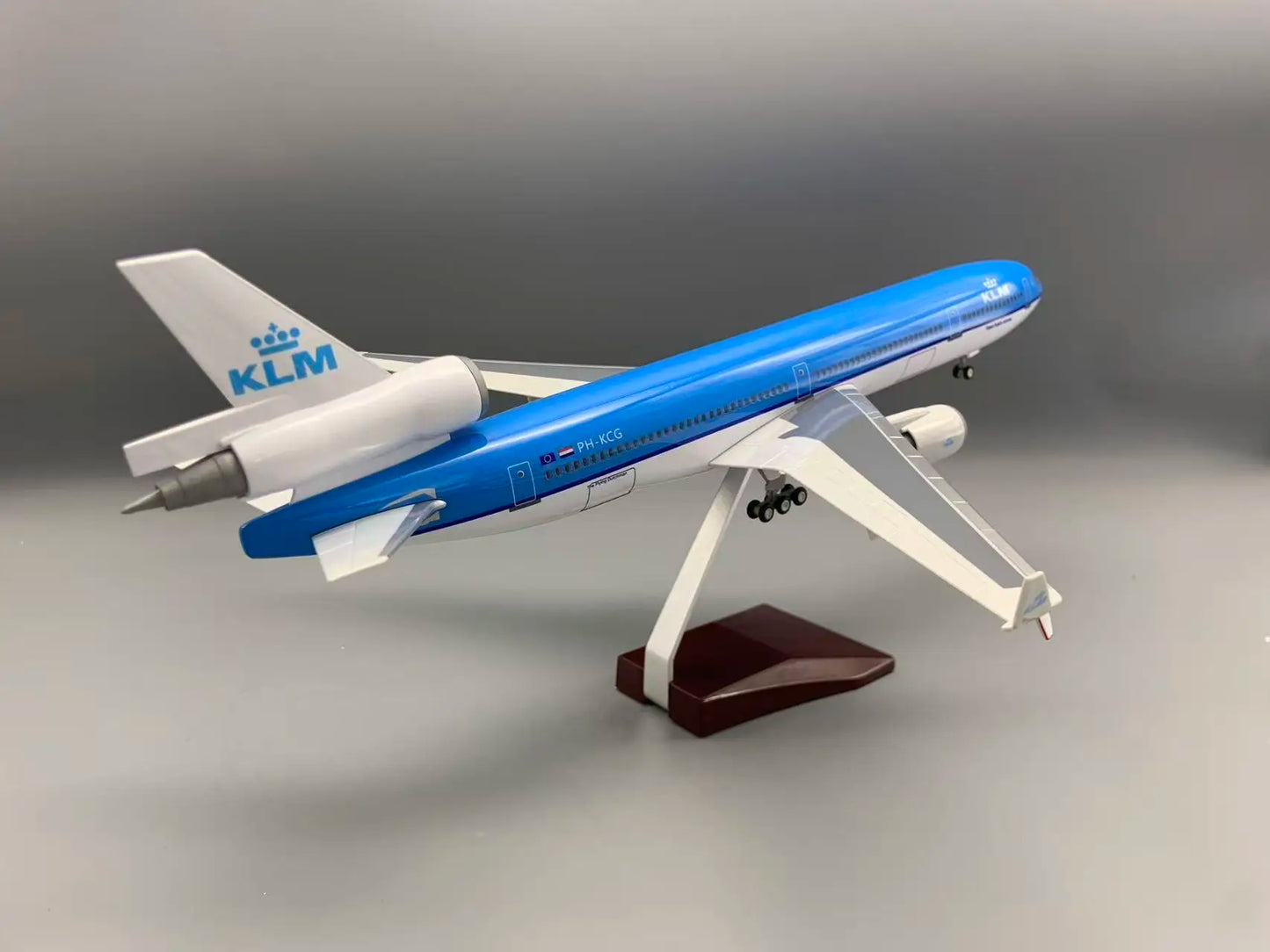 Nuevo modelo de avión KLM MD11, 47cm, MD-11 holandés real, avión de pasajeros para colección, regalo de cumpleaños