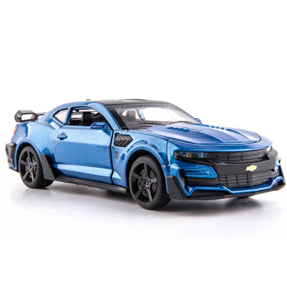 Escala 1/32 Camaro juguetes modelo de coche aleación de Metal fundido a presión con 4 puertas abierta sonido luz extraíble vehículo para niño colección de regalos
