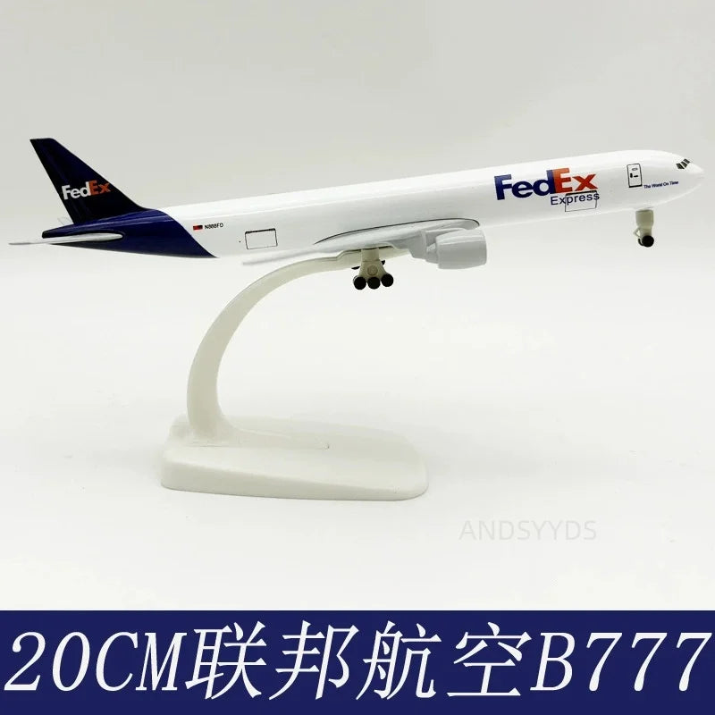 Aviones modelo B777 Air Fedex, 20cm, escala de Metal, juguete para niños, Kit de modelo de aviones fundidos con soporte, aviones de juguete, regalos, 1/400