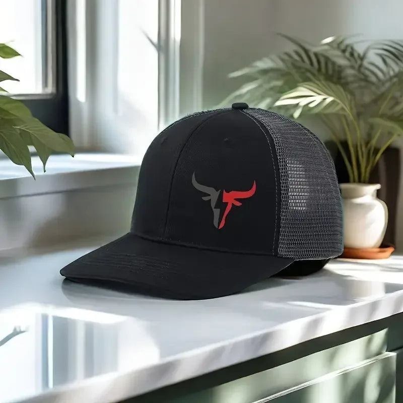 Gorra de béisbol con estampado de cabeza de toro: respaldo de malla ajustable, poliéster ligero para deportes y pesca al aire libre