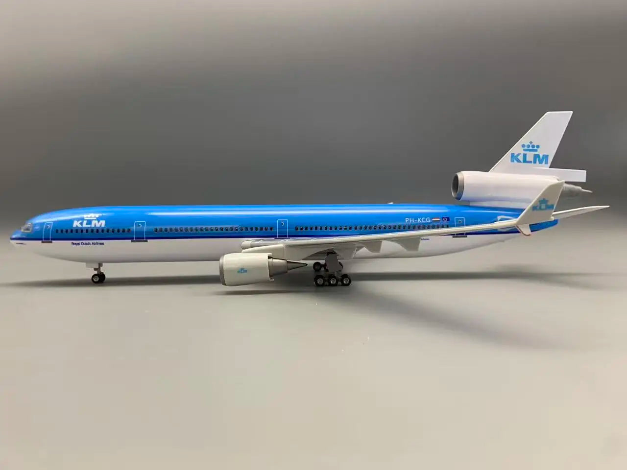 Nuevo modelo de avión KLM MD11, 47cm, MD-11 holandés real, avión de pasajeros para colección, regalo de cumpleaños